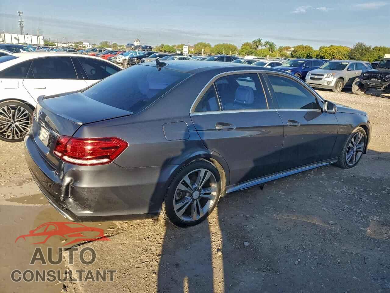 MERCEDES-BENZ E-CLASS 2015 - WDDHF5KB2FB102609