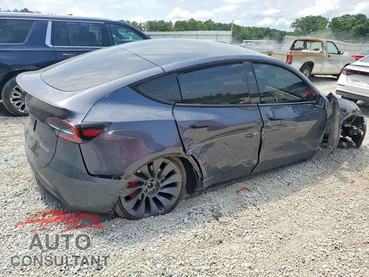TESLA MODEL Y 2023 - 7SAYGDEF8PF894248