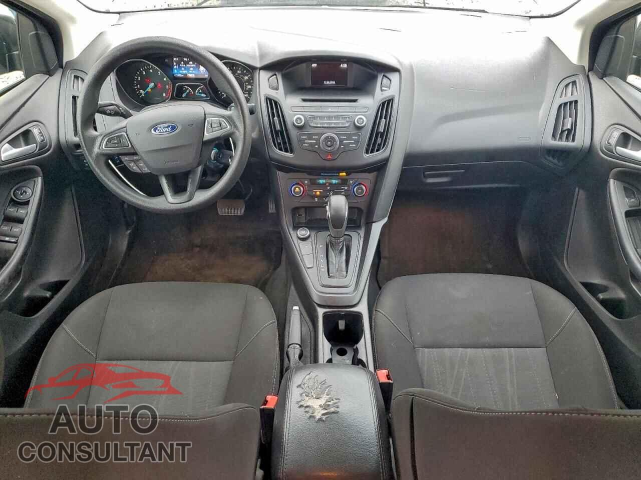 FORD FOCUS 2017 - 1FADP3FE7HL219913