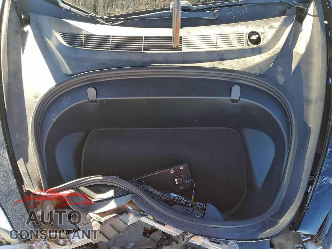 TESLA MODEL 3 2019 - 5YJ3E1EAXKF297742