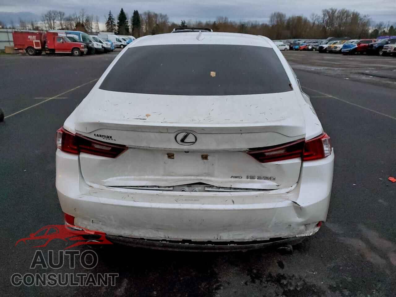 LEXUS IS 2015 - JTHCF1D27F5017854