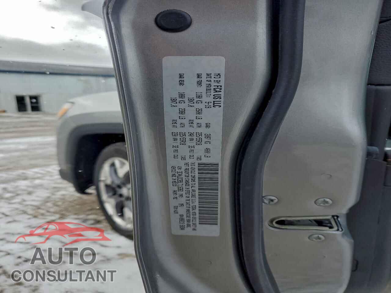 JEEP COMPASS 2020 - 3C4NJDCB9LT116361