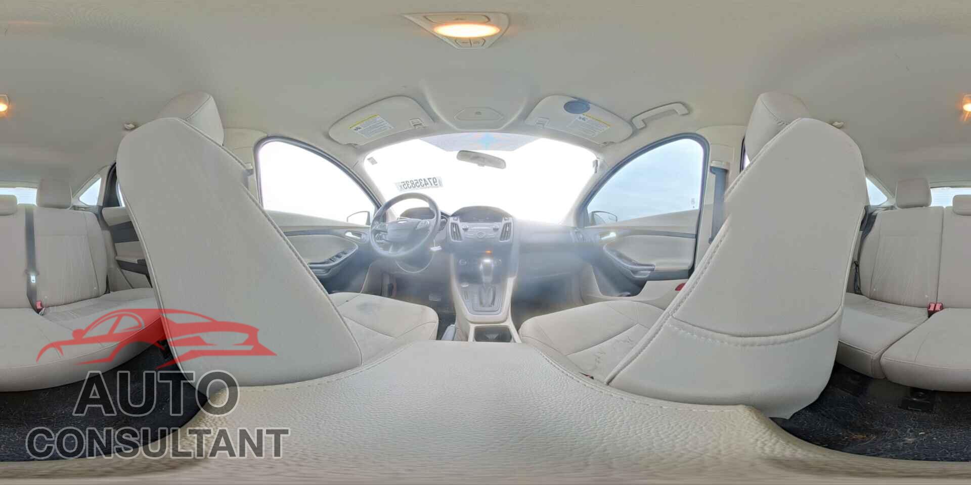 FORD FOCUS 2015 - 1FADP3K20FL283512