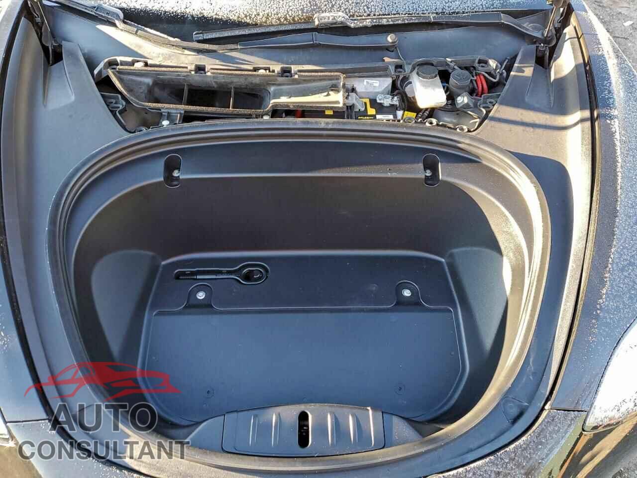 TESLA MODEL 3 2020 - 5YJ3E1EA5LF736573