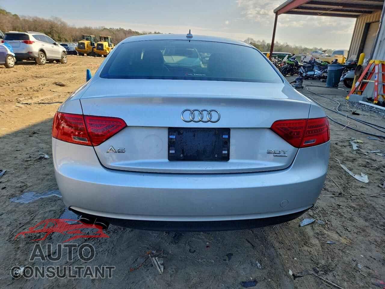 AUDI A5 2013 - WAUCFAFR4DA054583