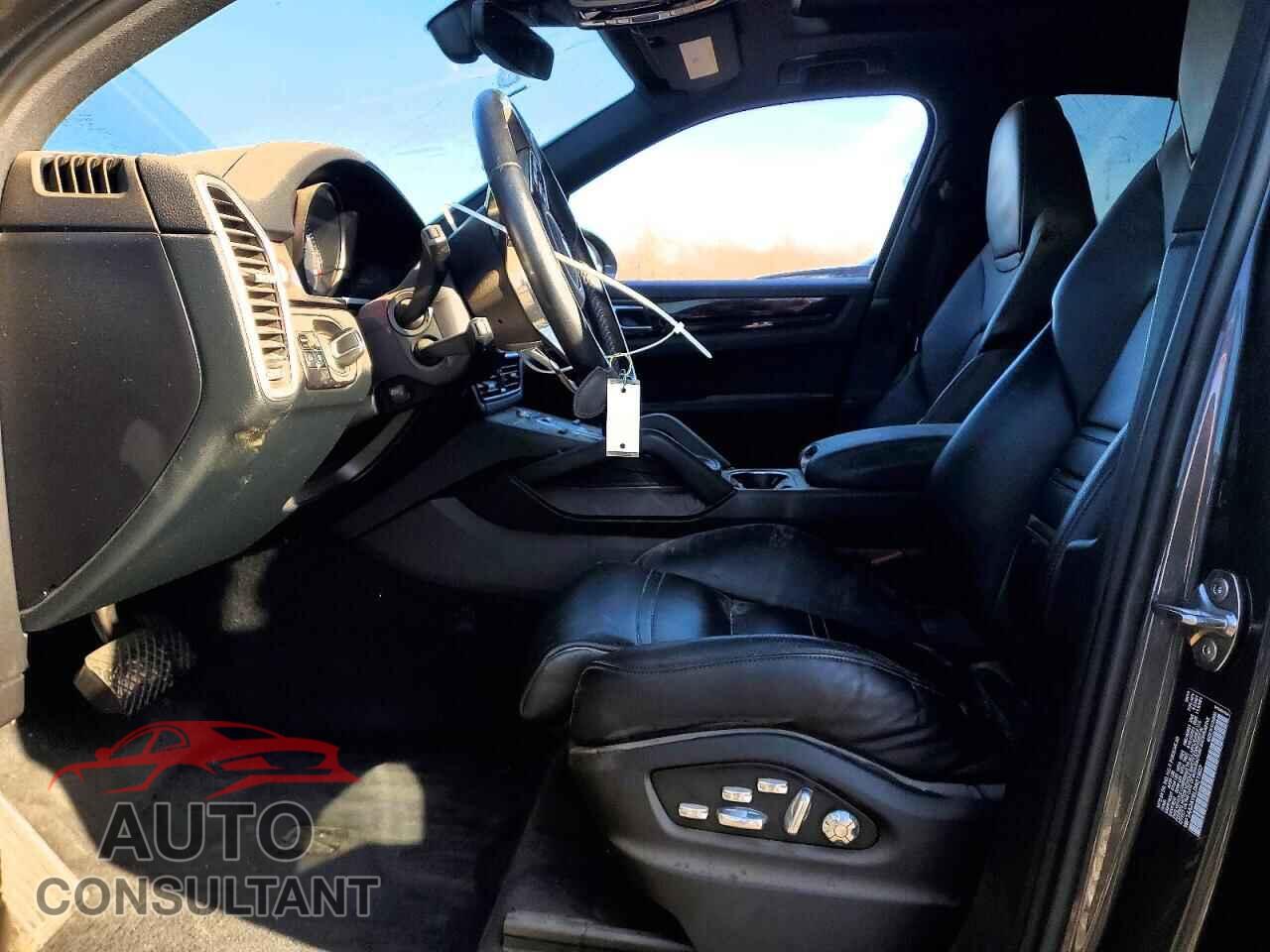 PORSCHE CAYENNE 2020 - WP1AA2AY8LDA01507