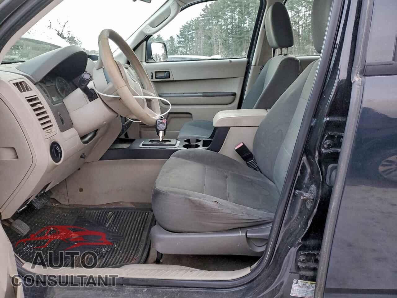 FORD ESCAPE 2010 - 1FMCU0C7XAKB88618