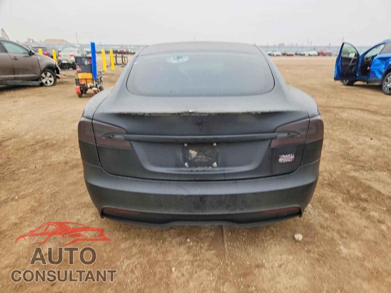 TESLA MODEL S 2022 - 5YJSA1E69MF440184