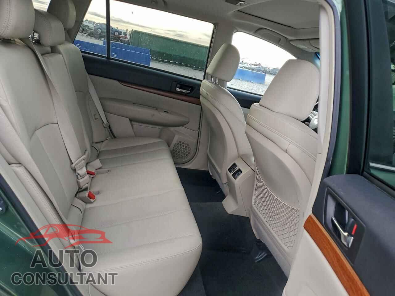 SUBARU OUTBACK 2013 - 4S4BRBKC8D3262284