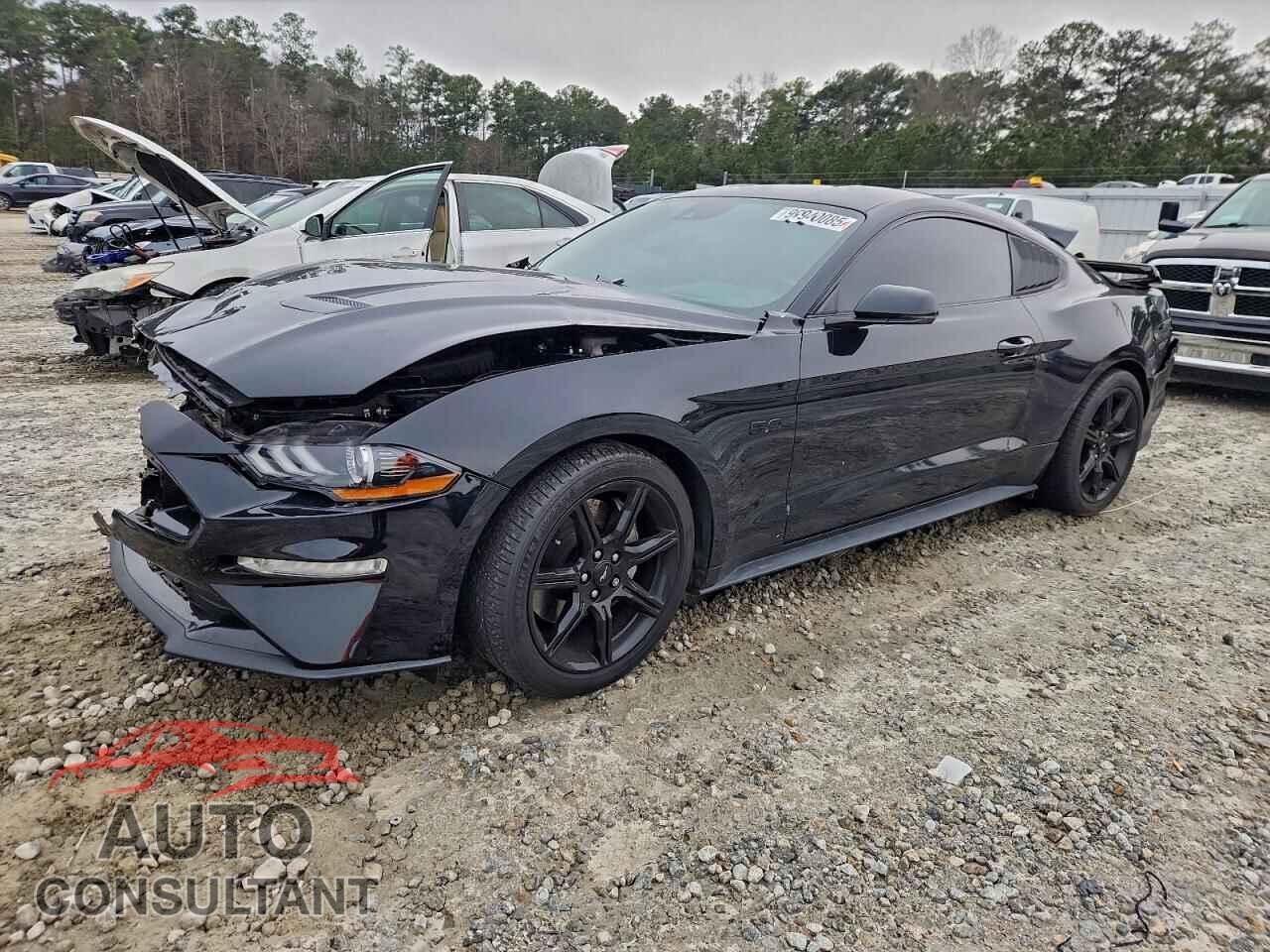 FORD MUSTANG 2018 - 1FA6P8CF1J5142212