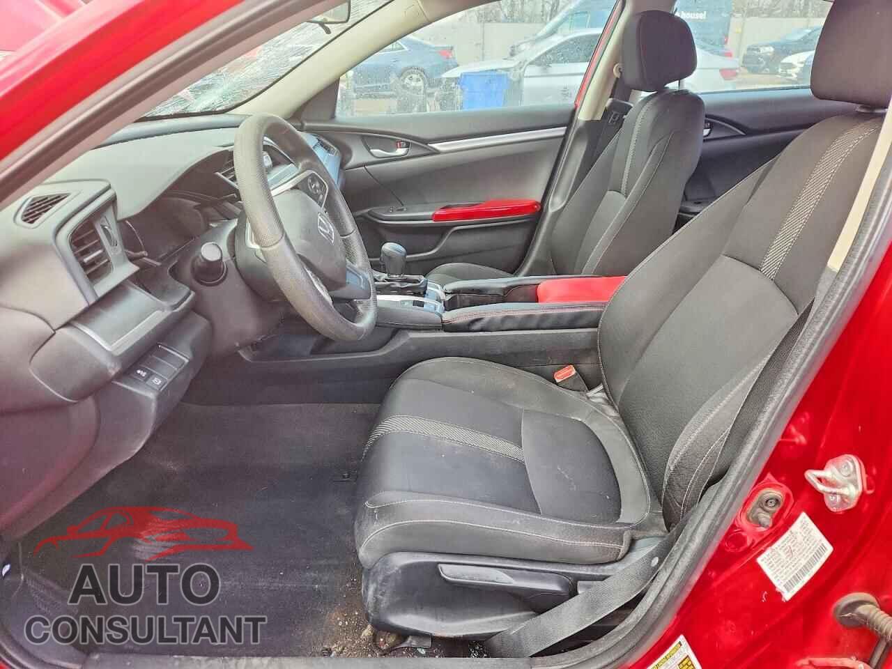 HONDA CIVIC 2018 - 2HGFC2F53JH607010