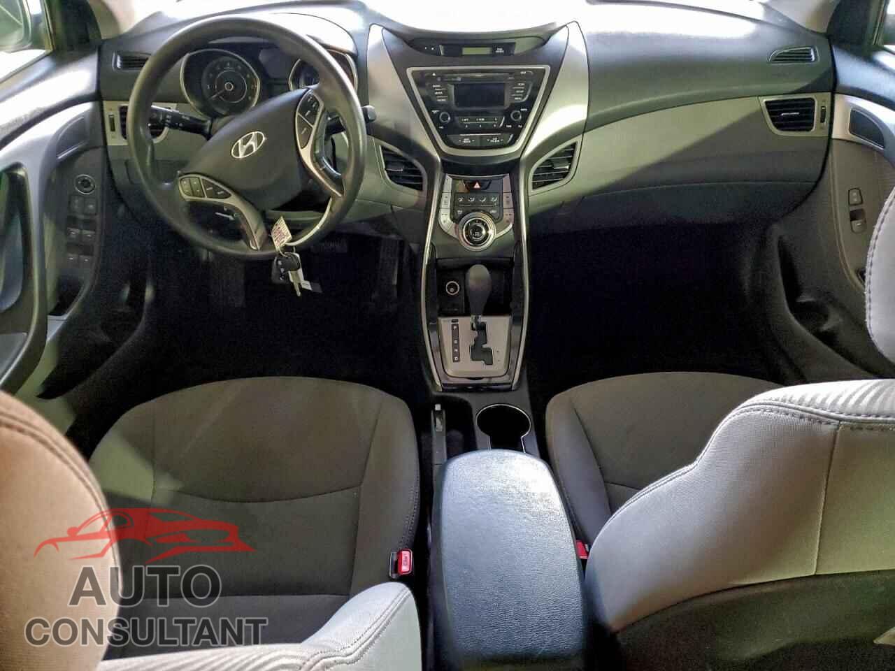HYUNDAI ELANTRA 2013 - 5NPDH4AE2DH449202