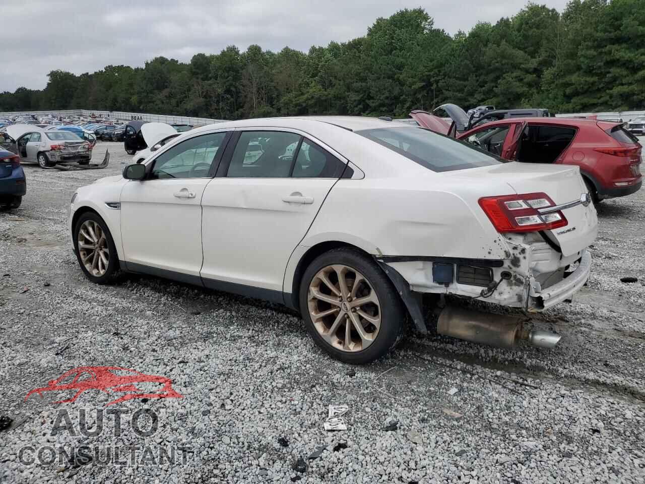 FORD TAURUS 2018 - 1FAHP2F89JG102886
