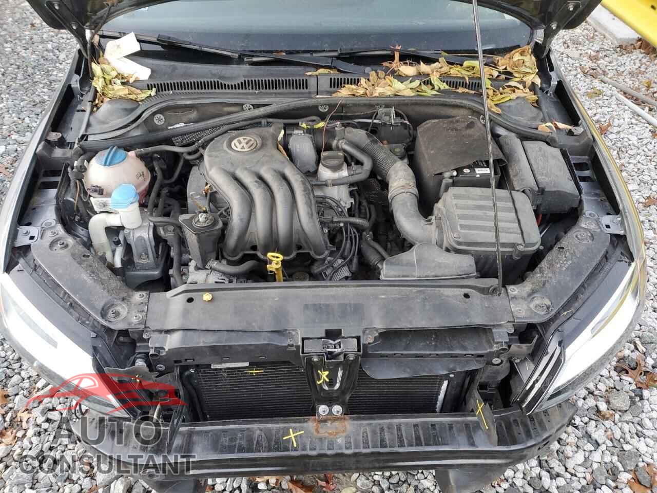 VOLKSWAGEN JETTA 2014 - 3VW2K7AJ2EM257651