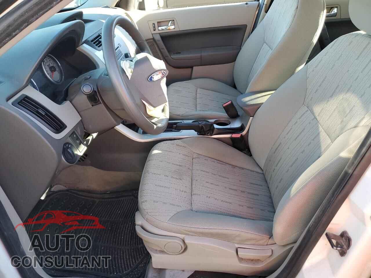 FORD FOCUS 2010 - 1FAHP3FN7AW215835