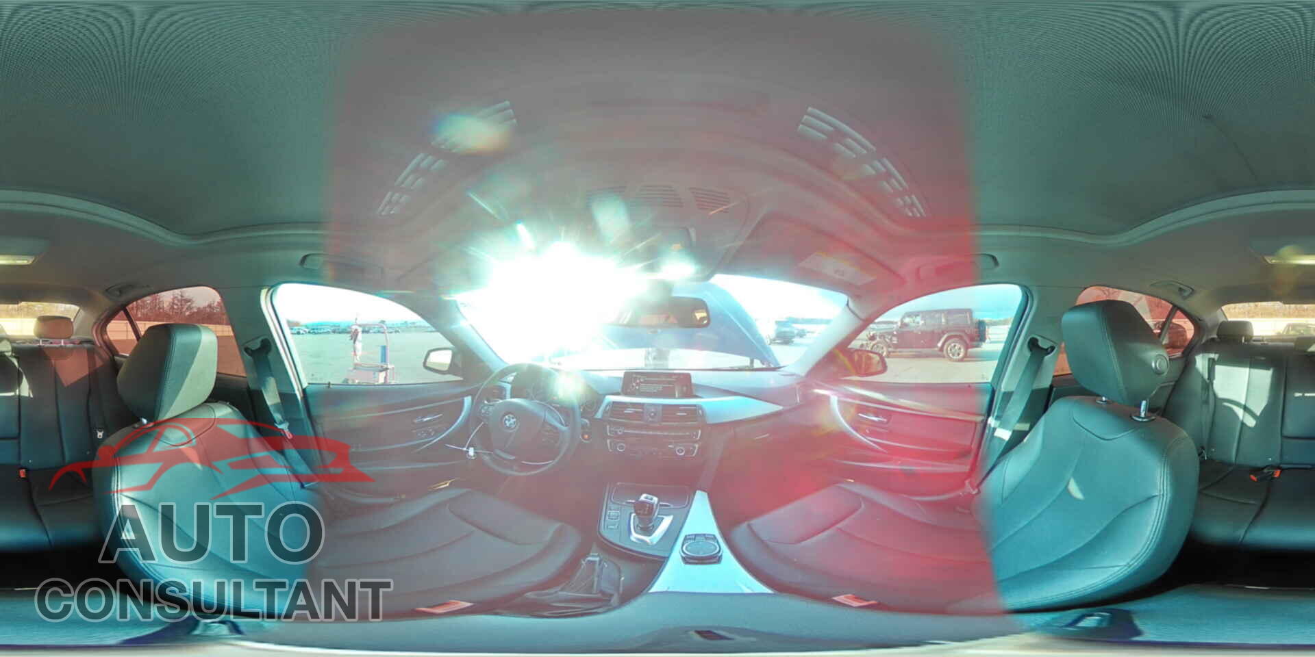 BMW 3 SERIES 2016 - WBA8E1G54GNU10032