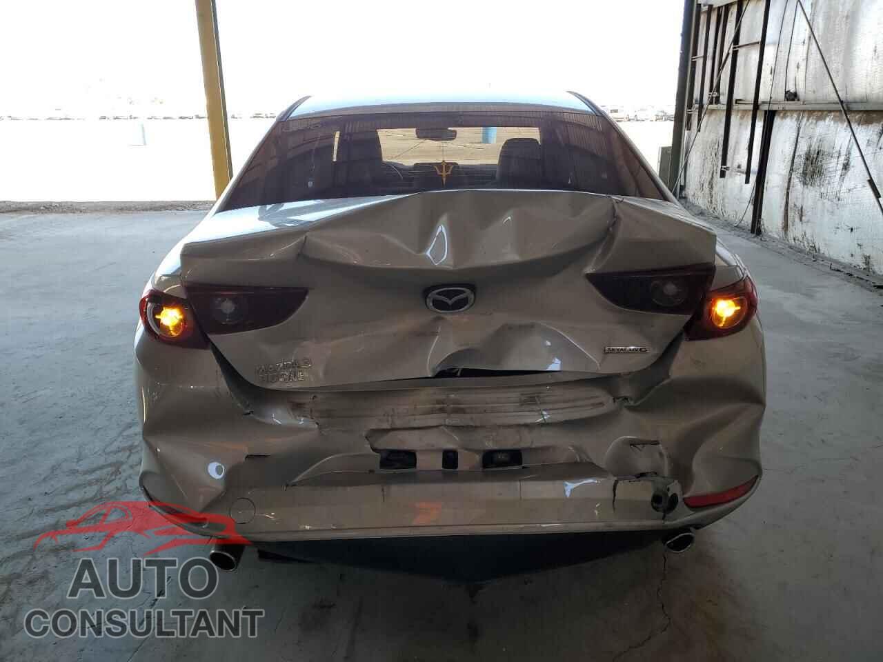 MAZDA 3 2023 - 3MZBPACM4PM382661