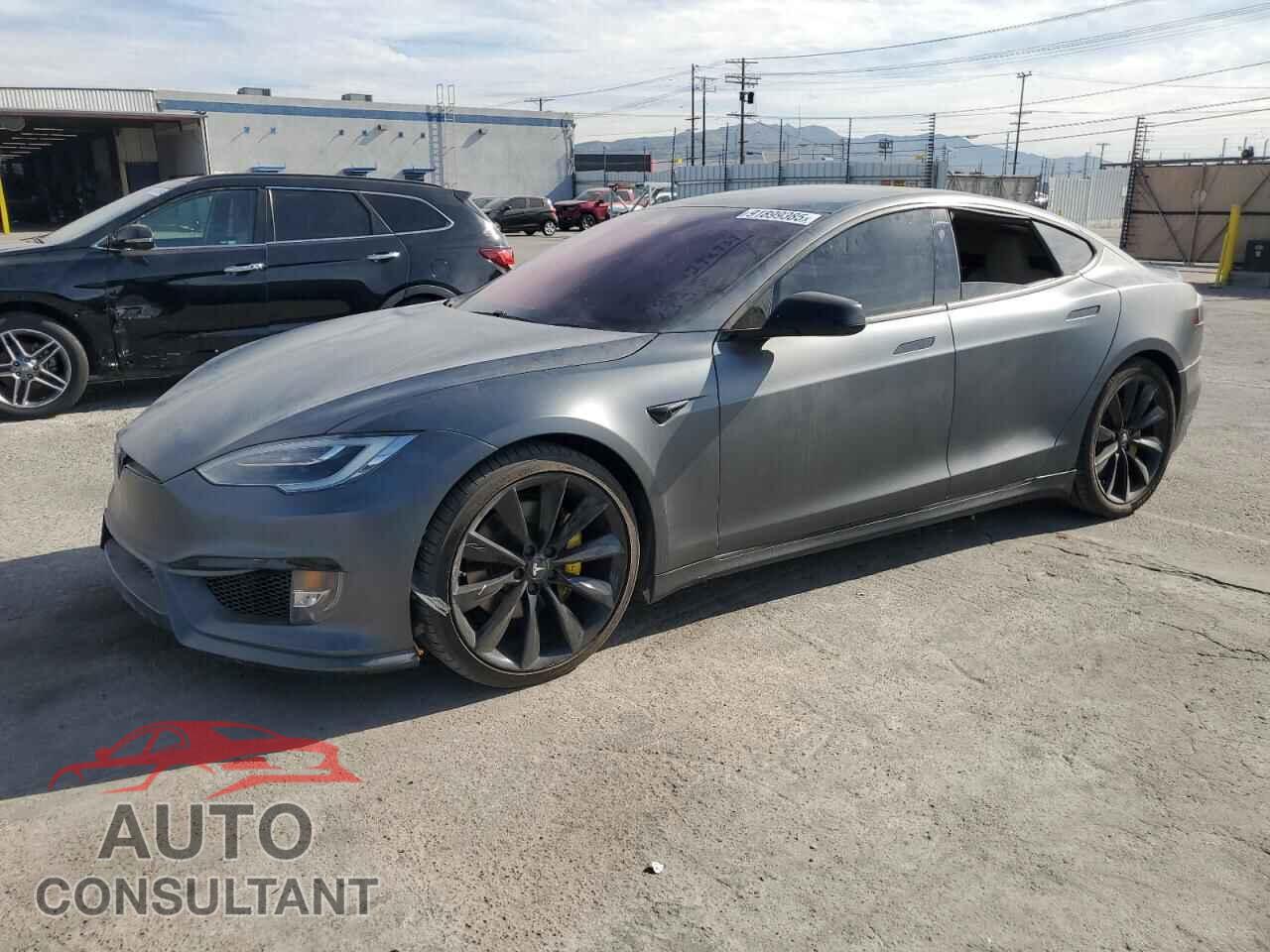TESLA MODEL S 2018 - 5YJSA1E23JF267660