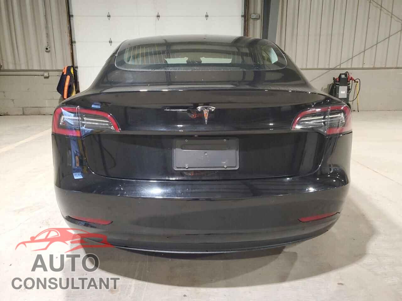 TESLA MODEL 3 2019 - 5YJ3E1EA5KF190145