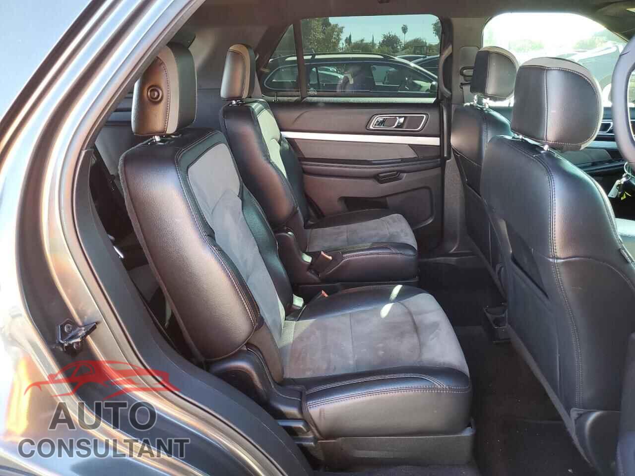 FORD EXPLORER 2017 - 1FM5K7D83HGA16345
