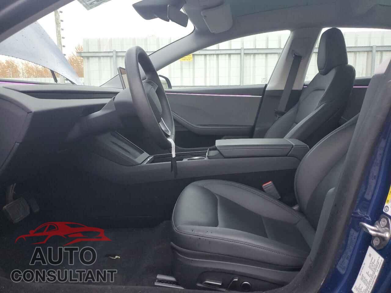 TESLA MODEL 3 2024 - 5YJ3E1EA3RF739464