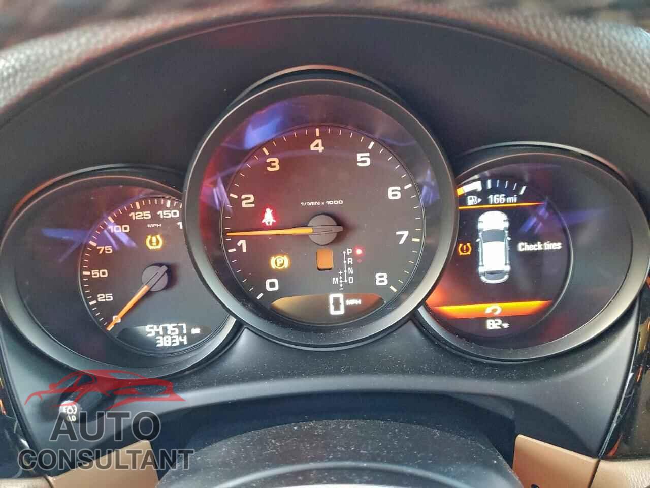PORSCHE MACAN 2018 - WP1AA2A51JLB18211