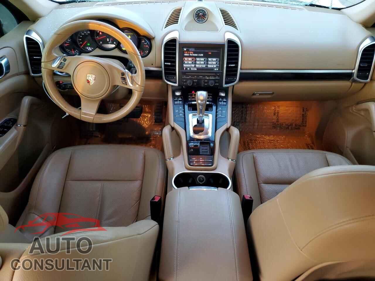PORSCHE CAYENNE 2012 - WP1AA2A21CLA04511