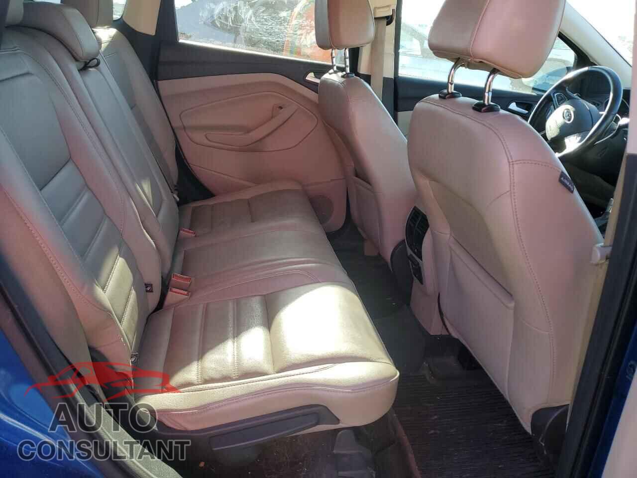 FORD ESCAPE 2017 - 1FMCU0JDXHUE69972