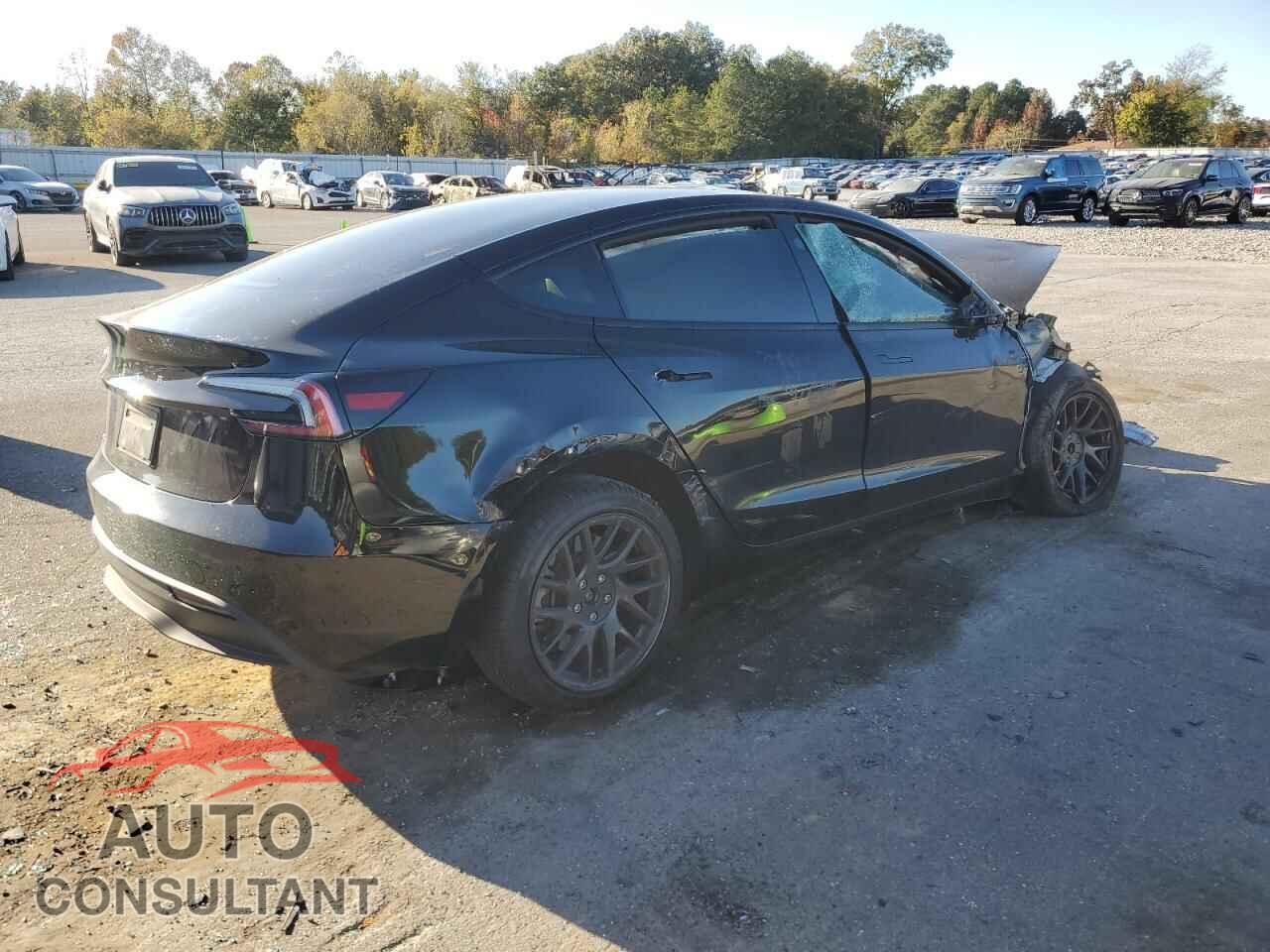 TESLA MODEL 3 2024 - 5YJ3E1EA4RF855577