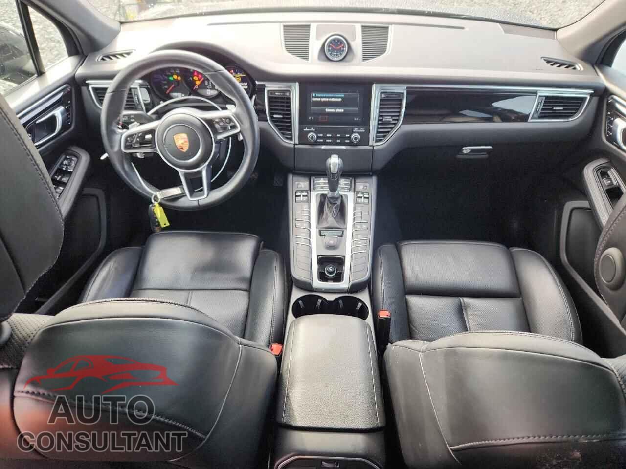 PORSCHE MACAN 2018 - WP1AA2A50JLB05630