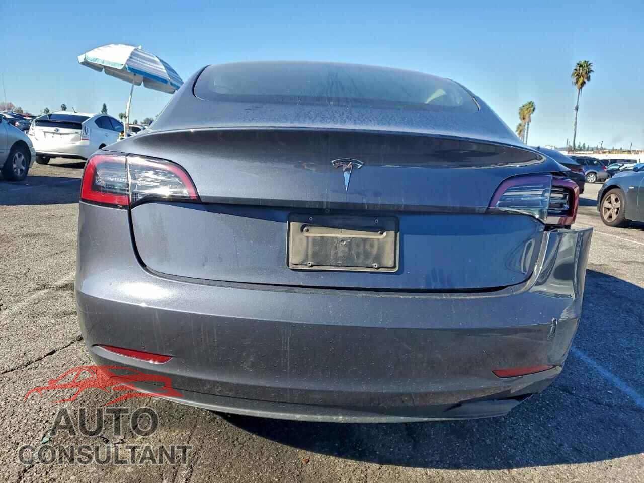 TESLA MODEL 3 2023 - 5YJ3E1EA8PF452960