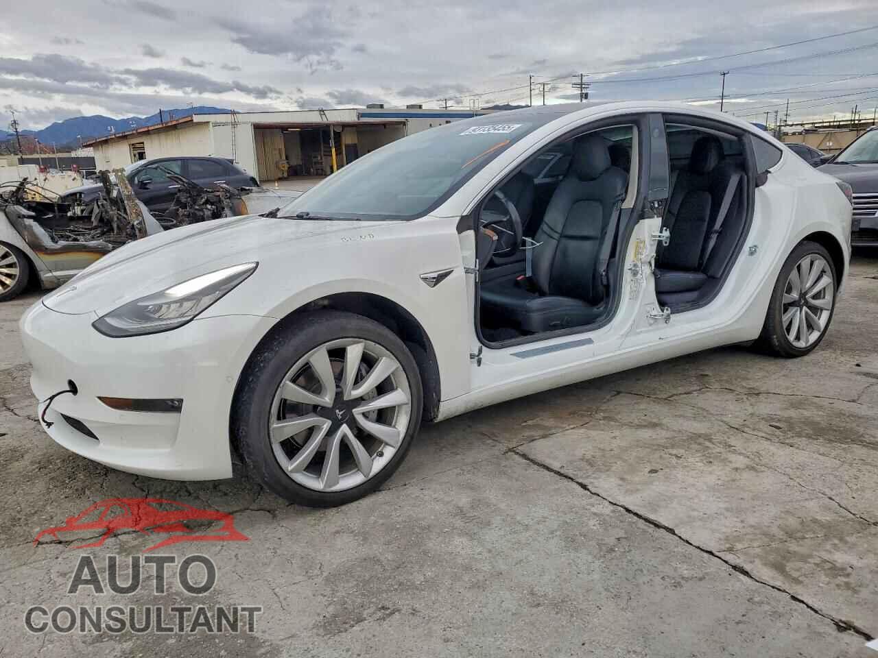 TESLA MODEL 3 2018 - 5YJ3E1EA8JF006489