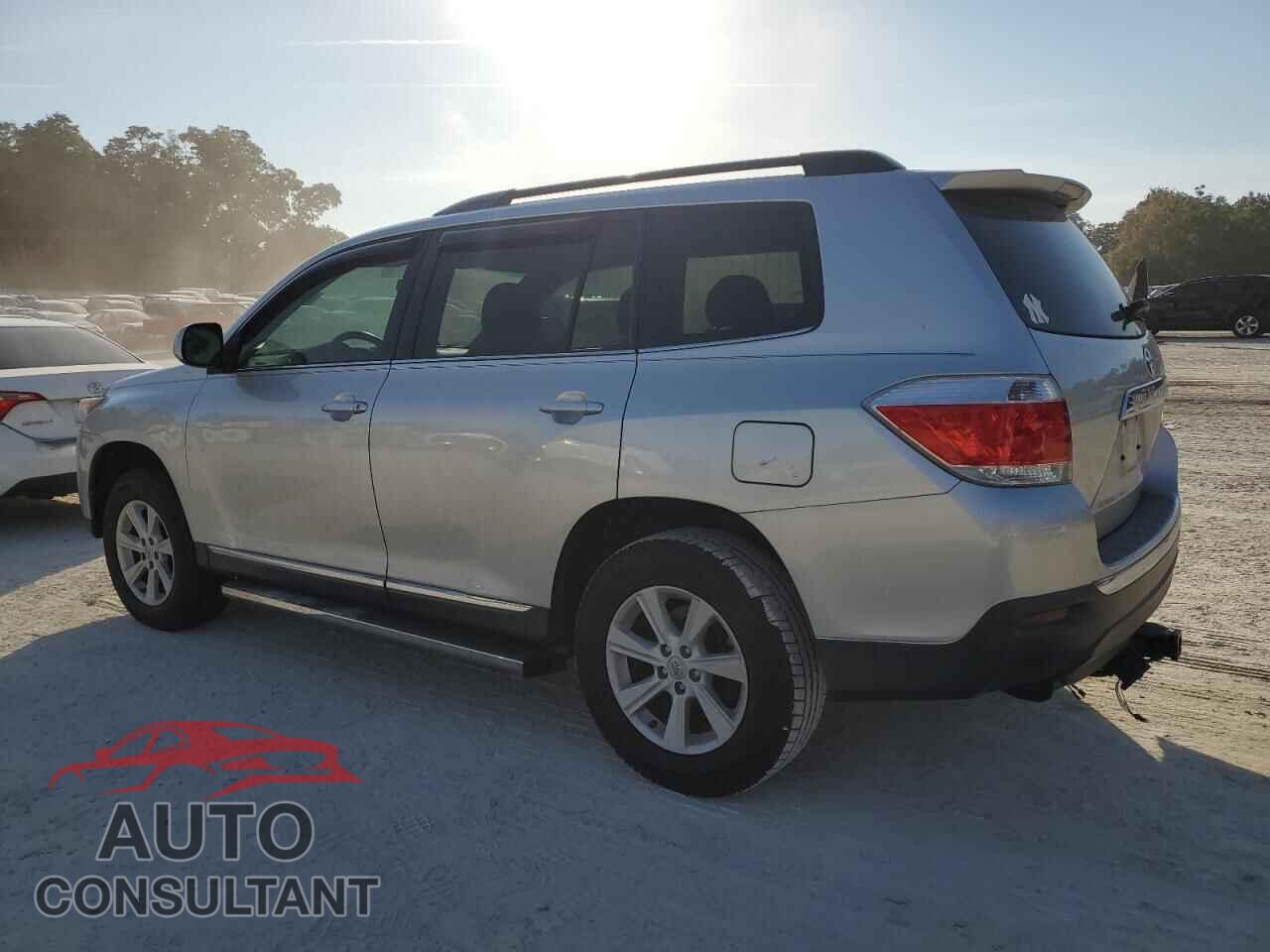 TOYOTA HIGHLANDER 2012 - 5TDZA3EH6CS025846