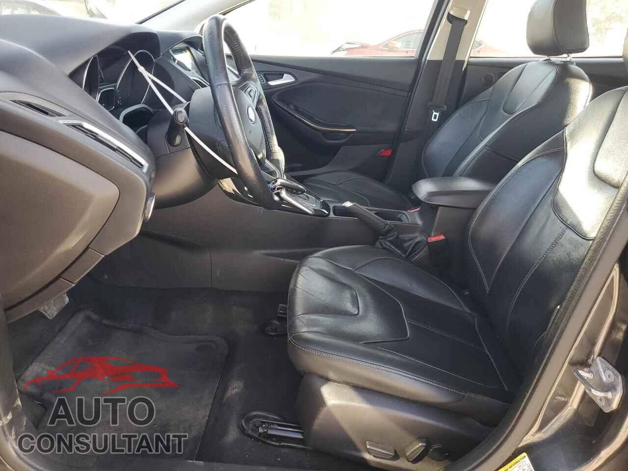 FORD FOCUS 2017 - 1FADP3N2XHL266148