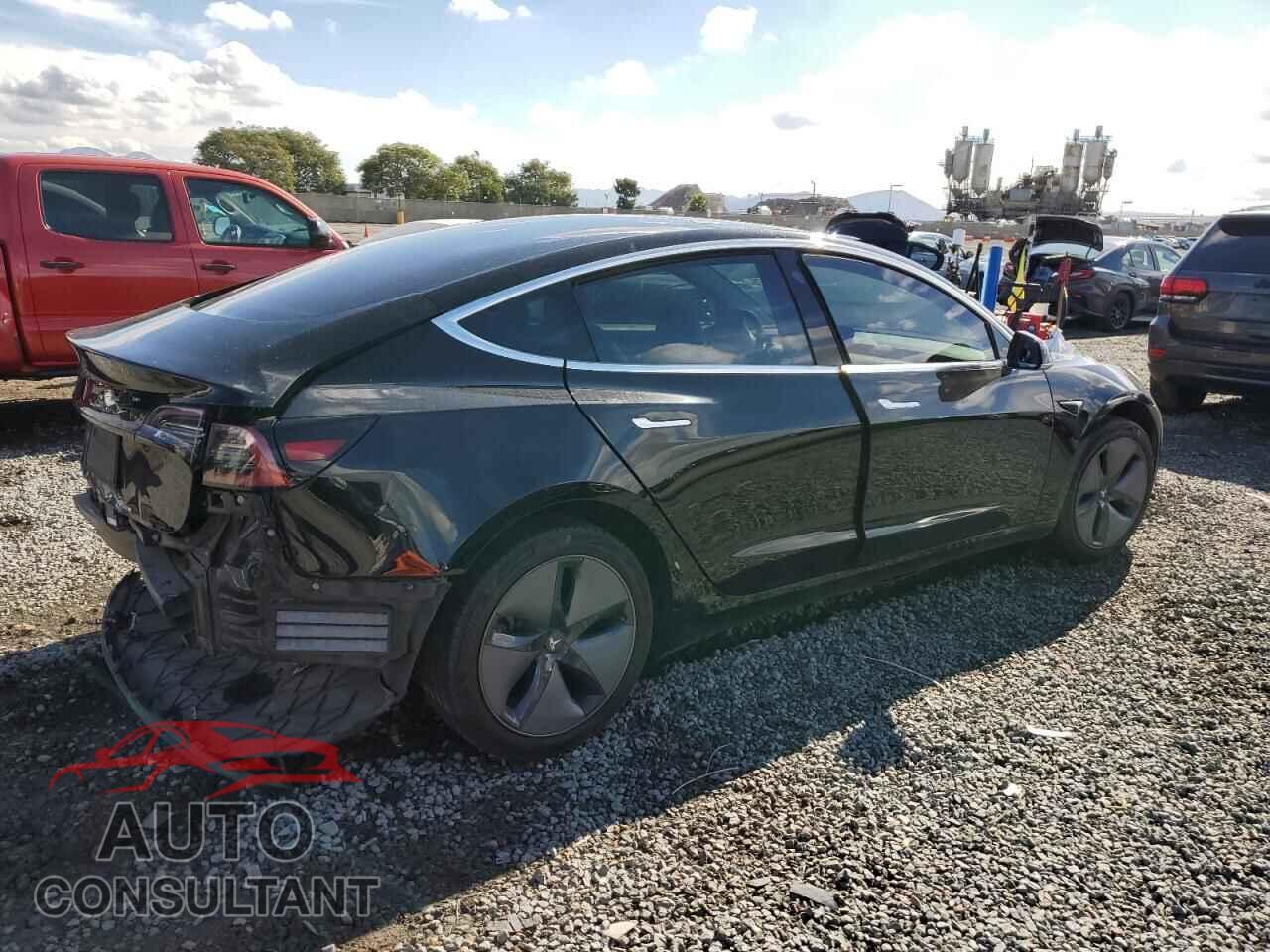 TESLA MODEL 3 2018 - 5YJ3E1EA4JF172301