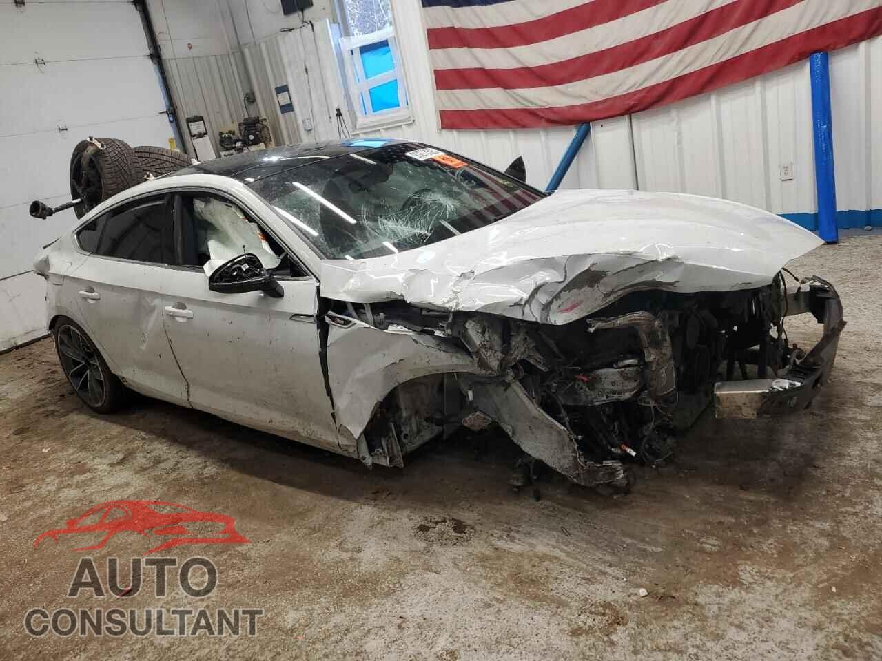 AUDI S5/RS5 2018 - WAUC4CF57JA111532