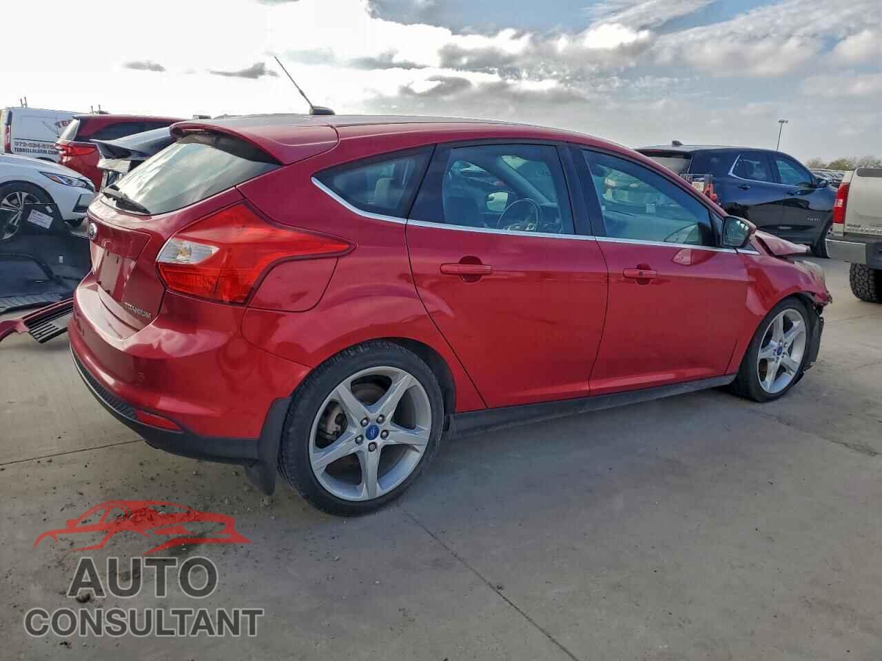 FORD FOCUS 2012 - 1FAHP3N21CL249846