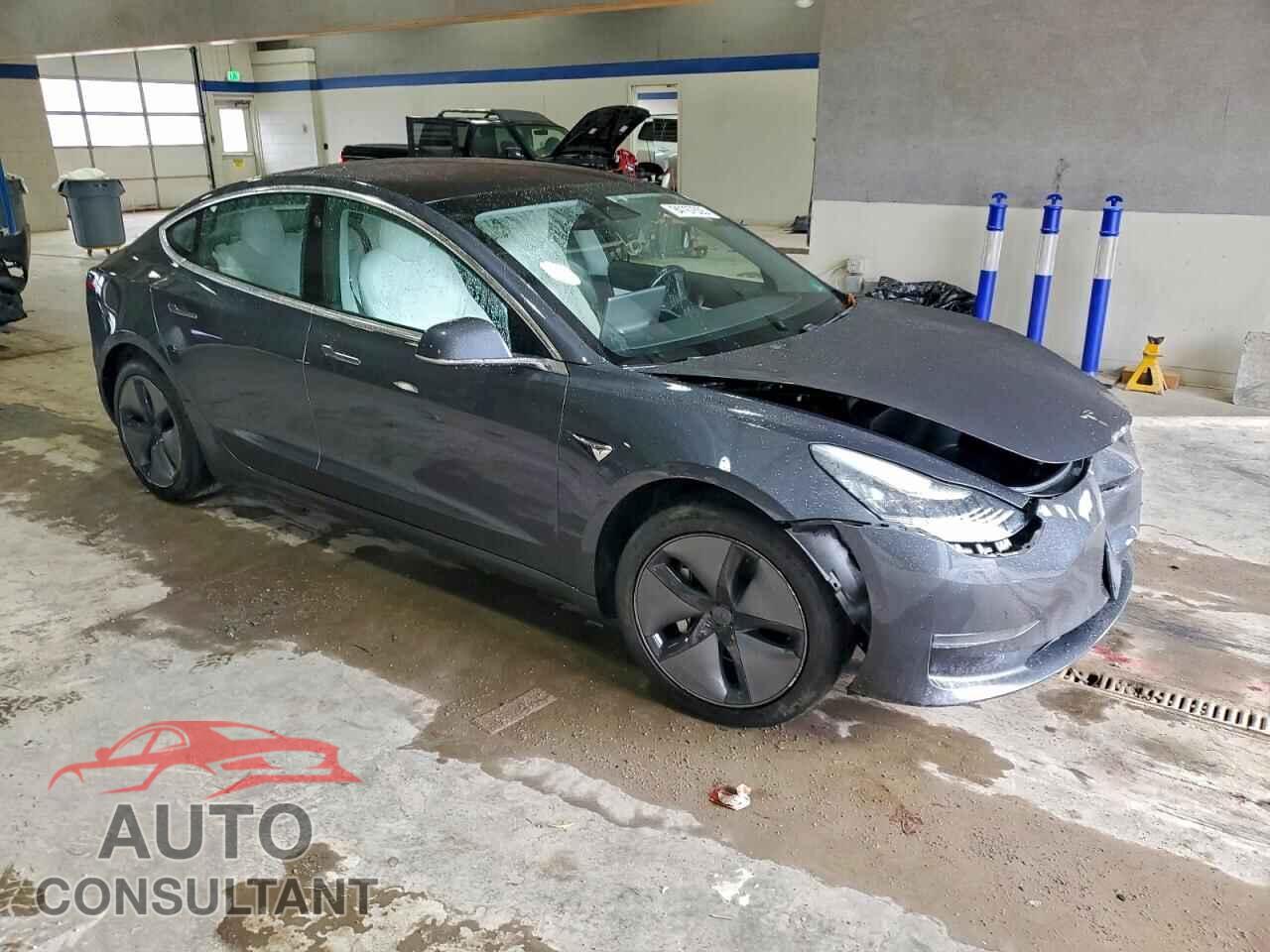 TESLA MODEL 3 2018 - 5YJ3E1EB5JF074953