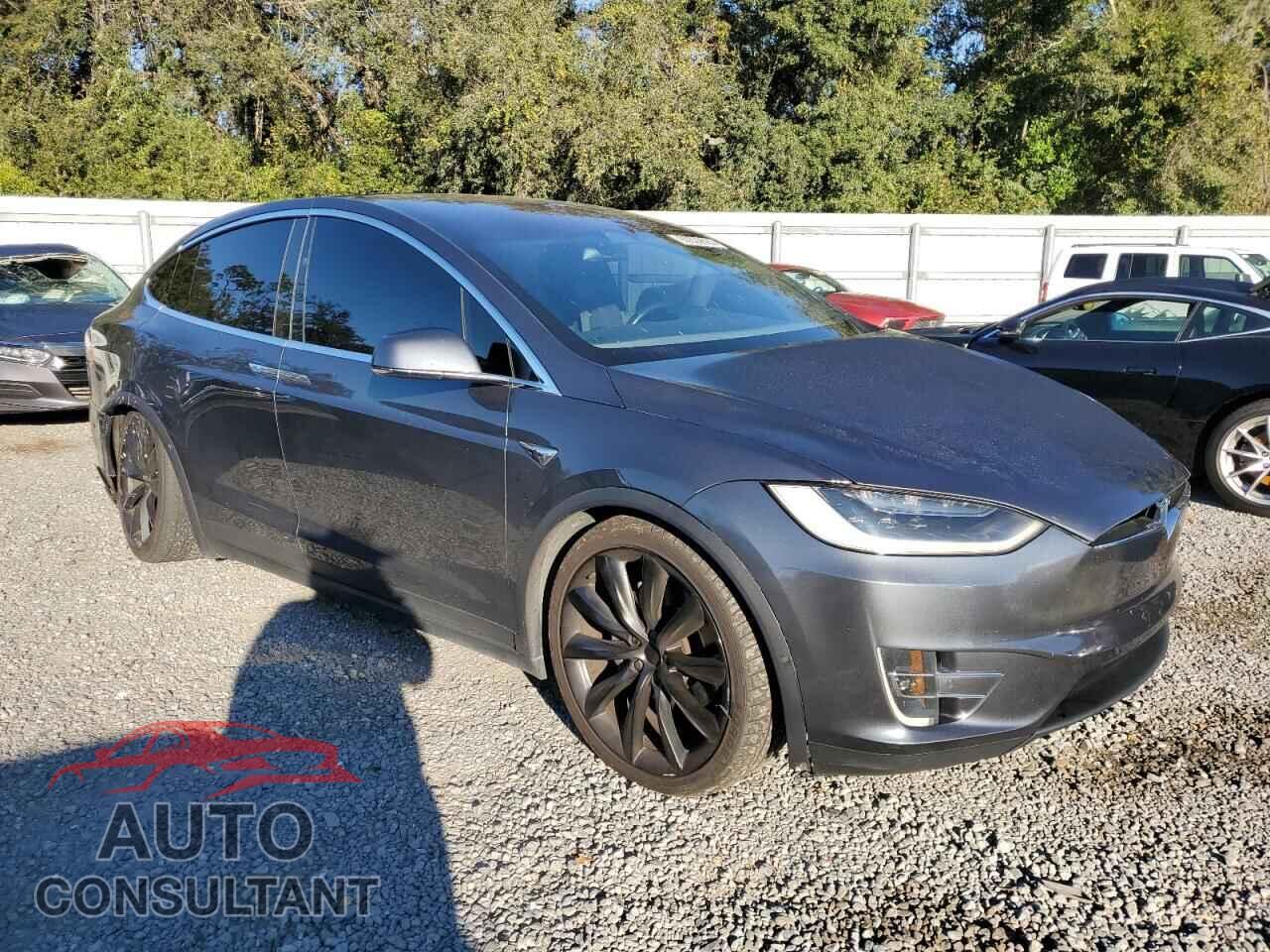 TESLA MODEL X 2017 - 5YJXCBE20HF077816