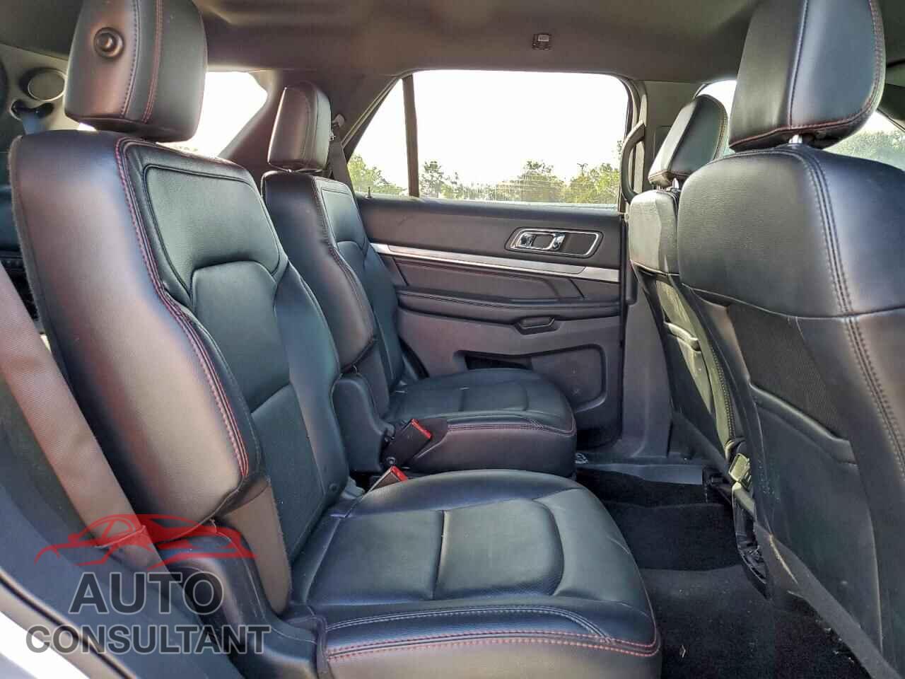 FORD EXPLORER 2019 - 1FM5K8GT6KGB38095
