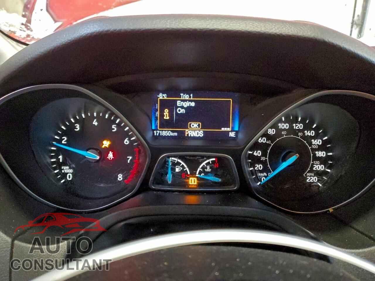 FORD FOCUS 2017 - 1FADP3K2XHL239987