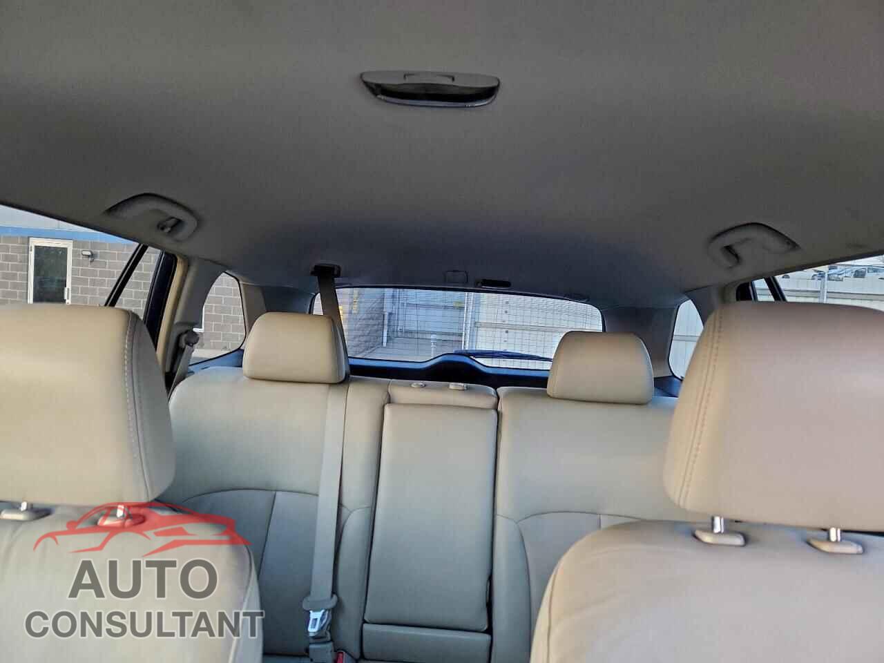 SUBARU OUTBACK 2012 - 4S4BRBJC8C3283877
