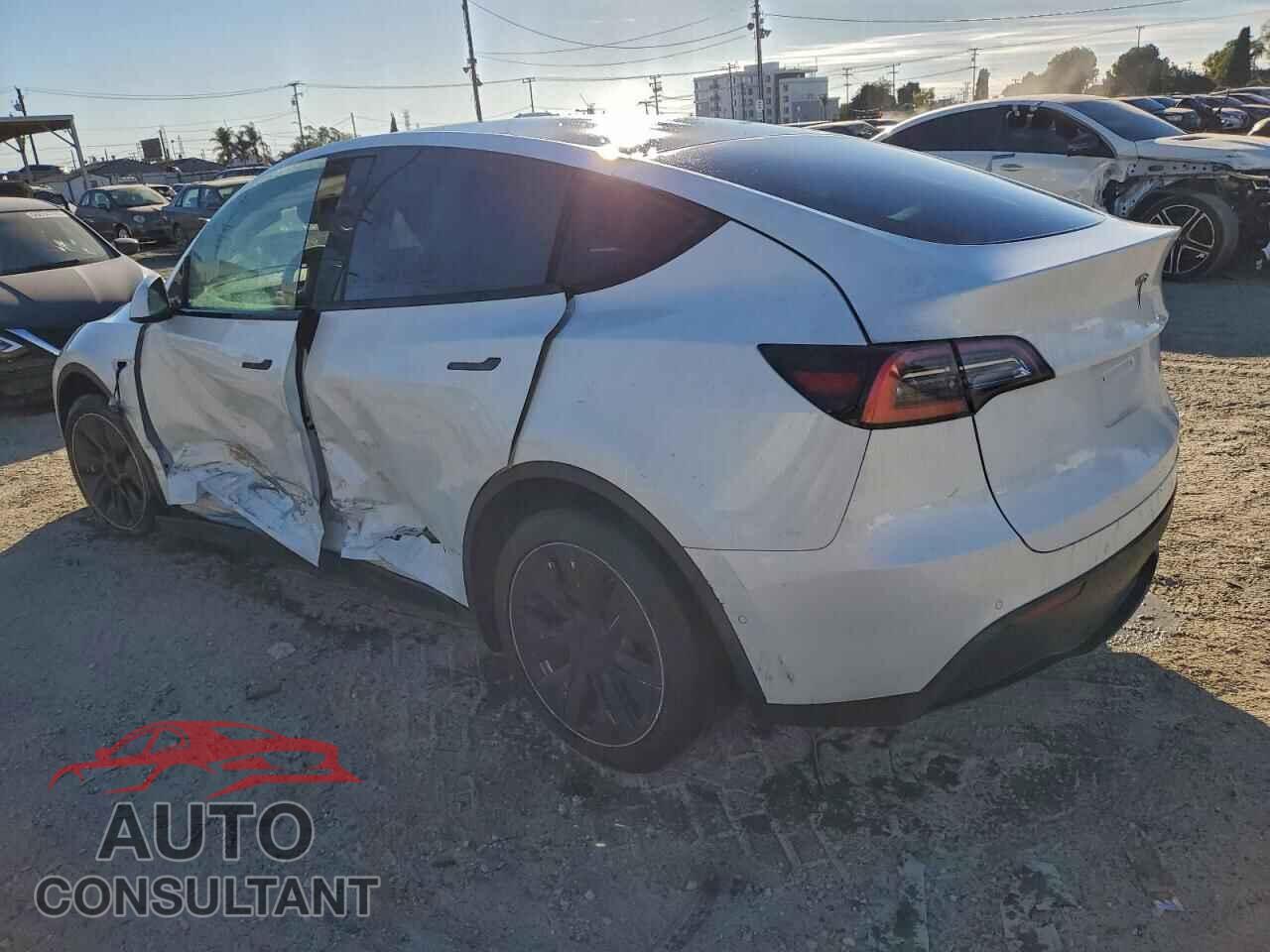TESLA MODEL Y 2021 - 5YJYGDED7MF109483