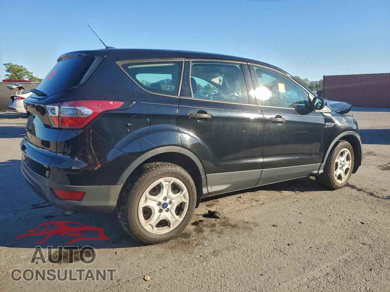 FORD ESCAPE 2017 - 1FMCU0F76HUE65372