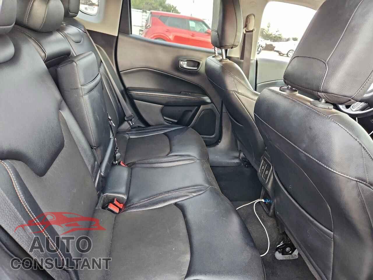 JEEP COMPASS 2017 - 3C4NJDBB2HT665117