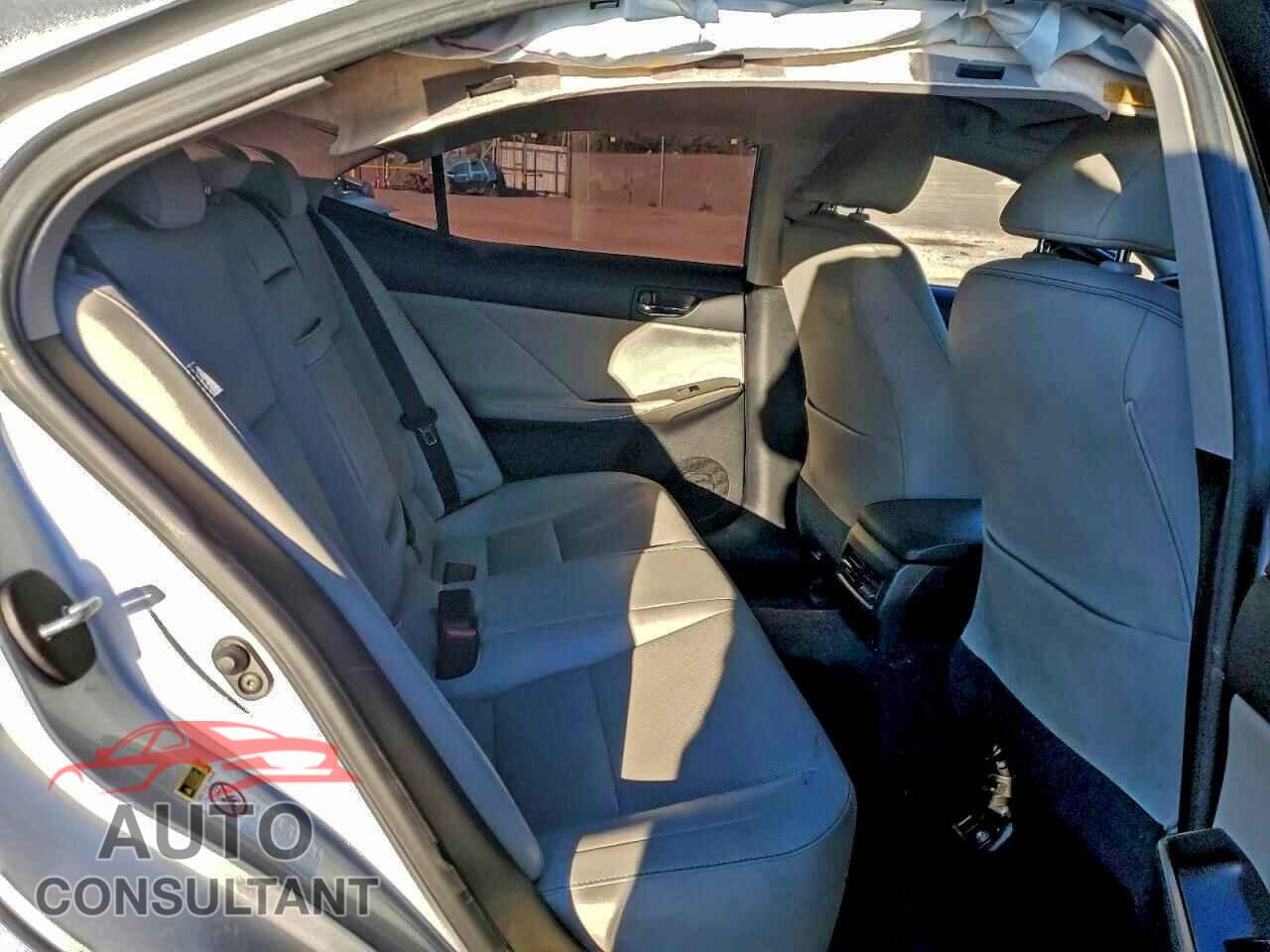 LEXUS IS 2014 - JTHBF1D24E5020799