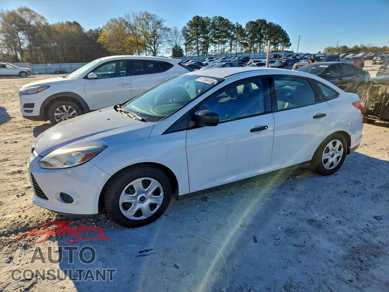 FORD FOCUS 2014 - 1FADP3E24EL112580