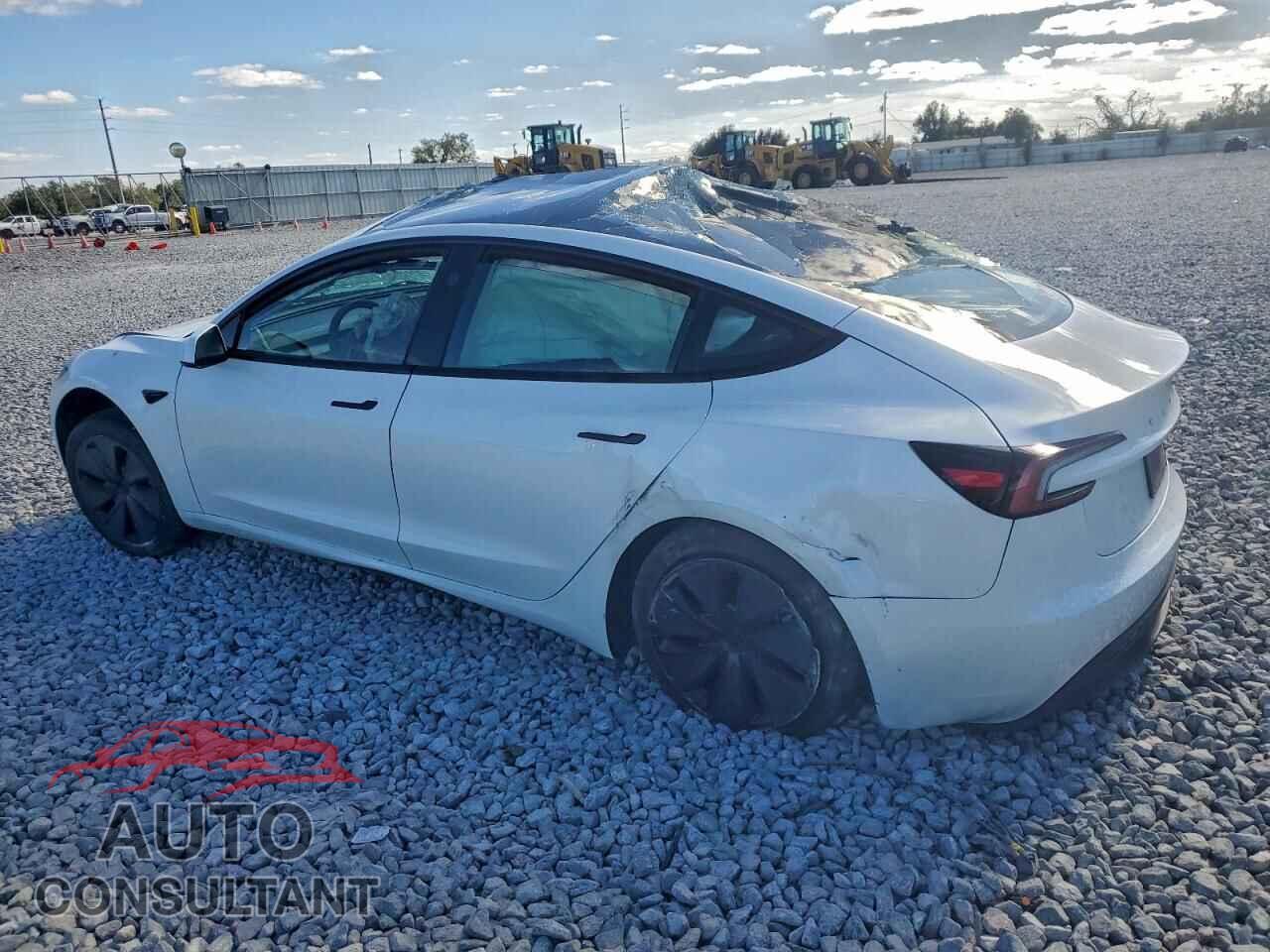 TESLA MODEL 3 2024 - 5YJ3E1EA6RF832575