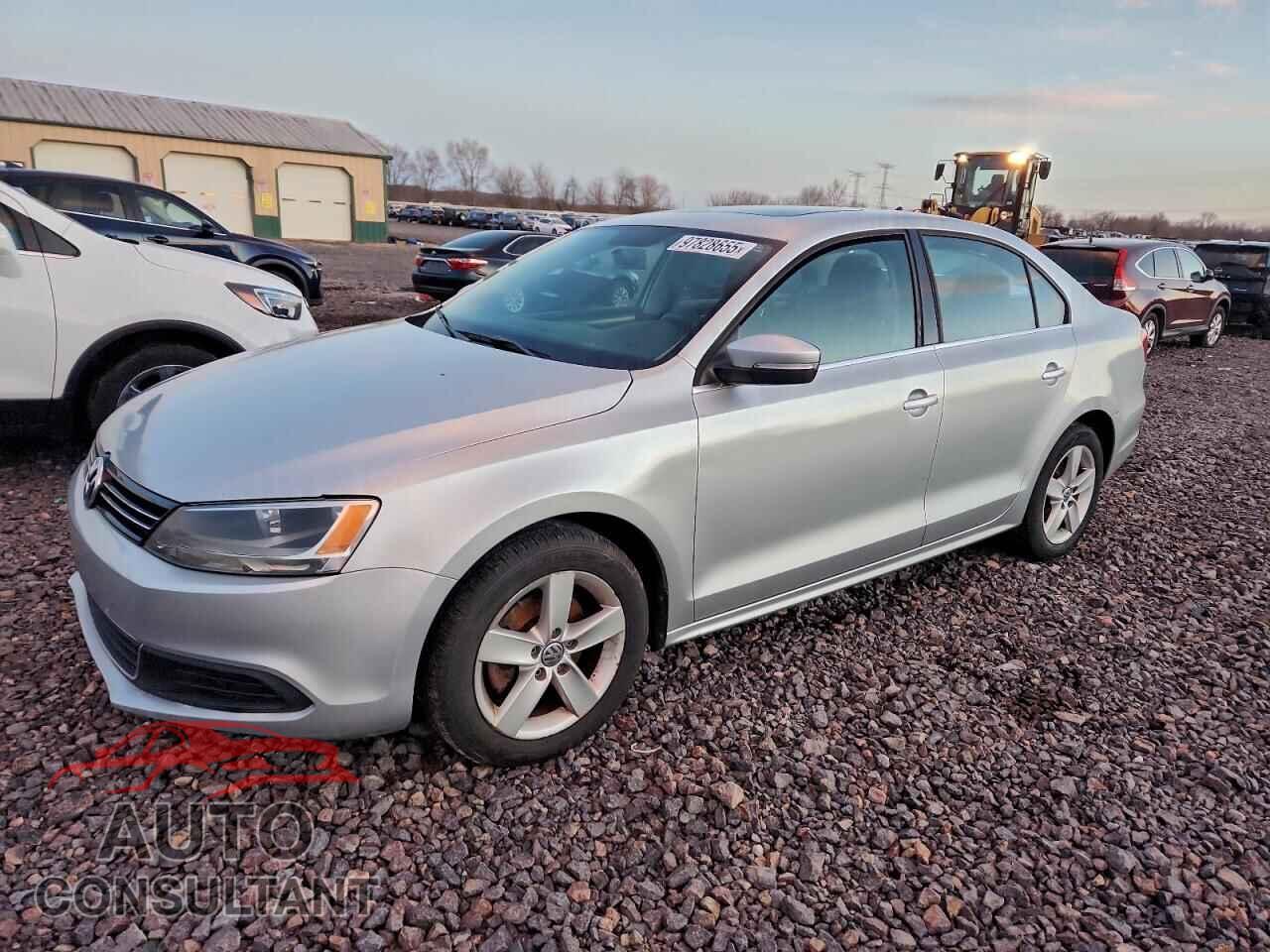 VOLKSWAGEN JETTA 2013 - 3VWLL7AJ4DM415827