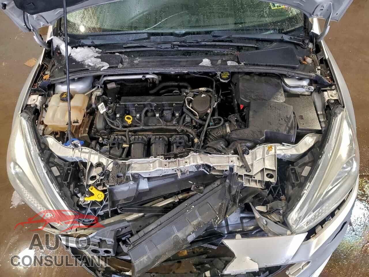 FORD FOCUS 2015 - 1FADP3F24FL338327